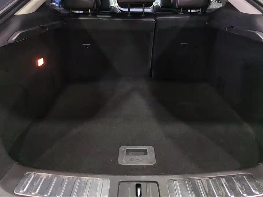 CHANGAN  CS85 COUPE