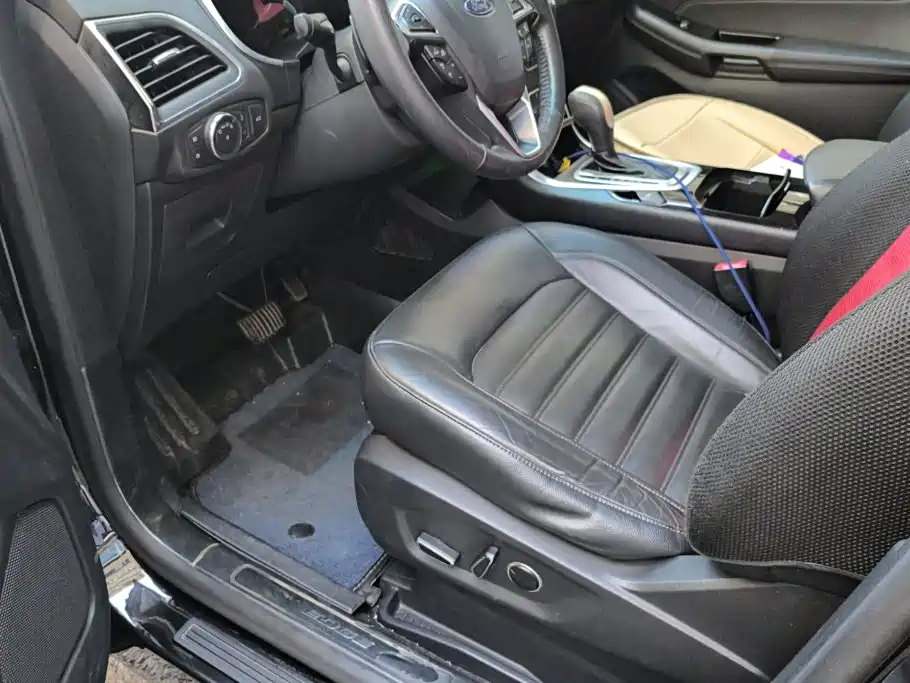 Ford Edge 2015 2.0T GTDi