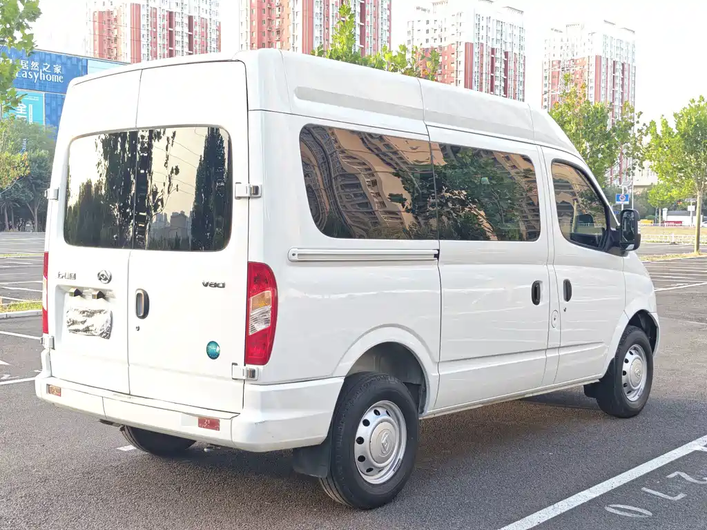 MAXUS V80 — миниатюра 3
