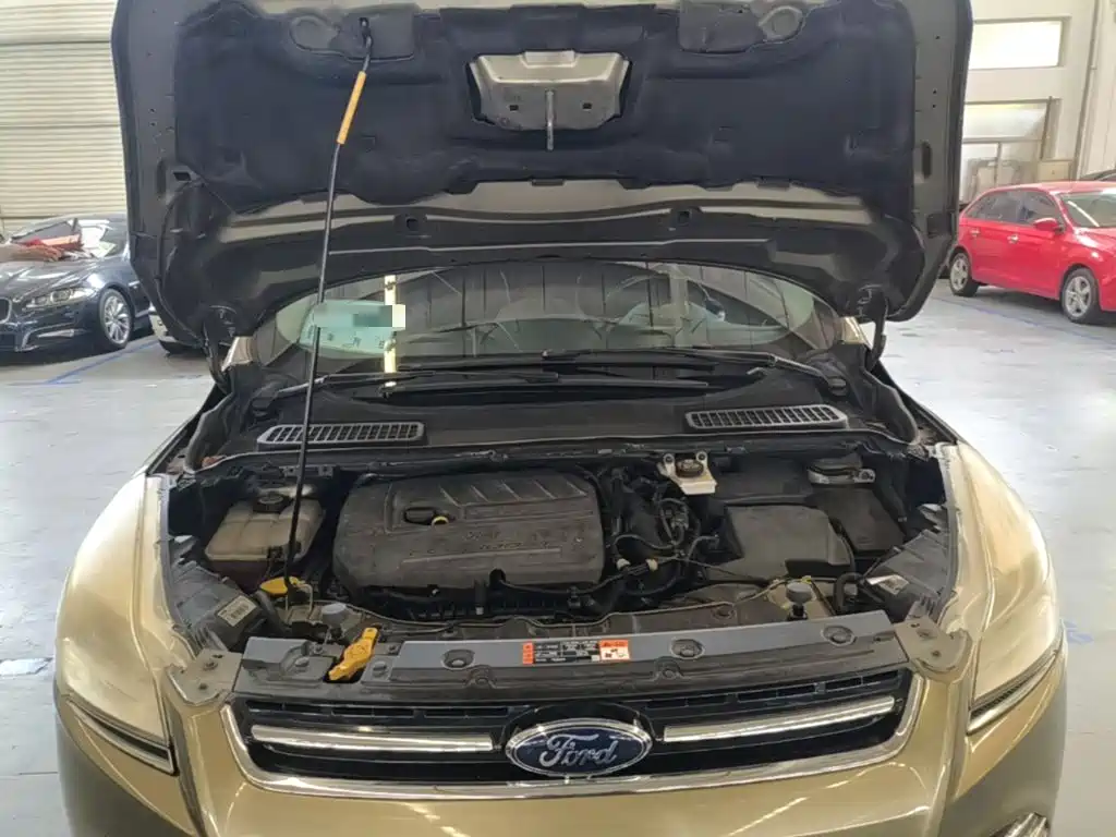 Ford Kuga — миниатюра 20