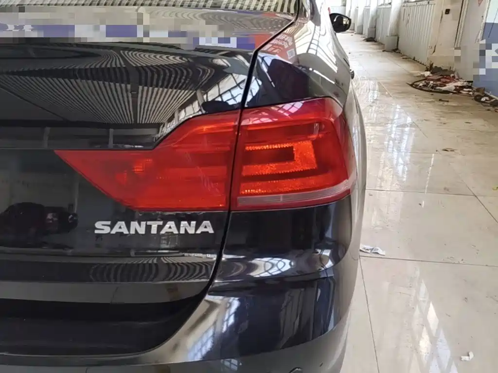 Volkswagen Santana — миниатюра 8