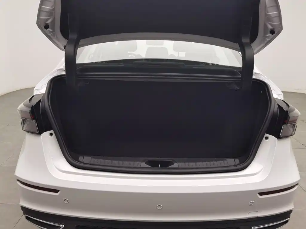 Chery Arrizo 5 PLUS — миниатюра 16