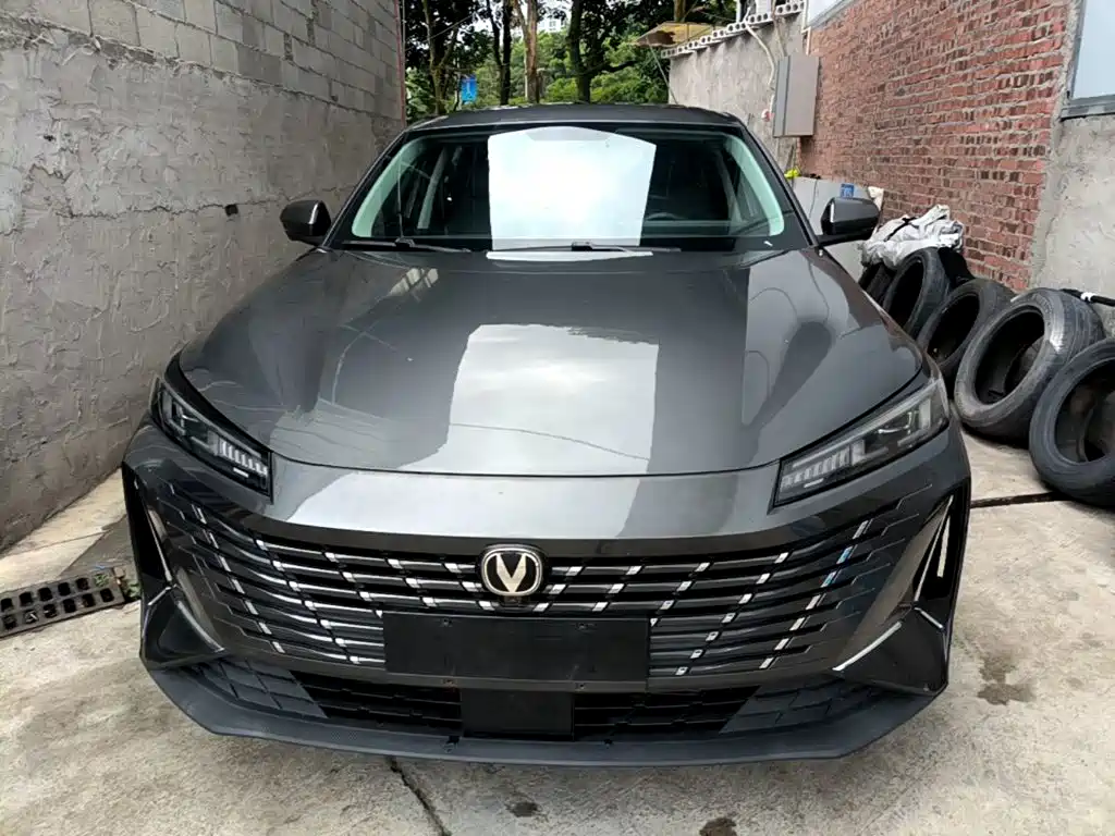 Changan Eado — миниатюра 3