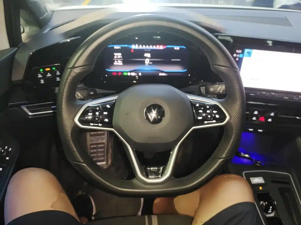 Volkswagen Golf — миниатюра 11