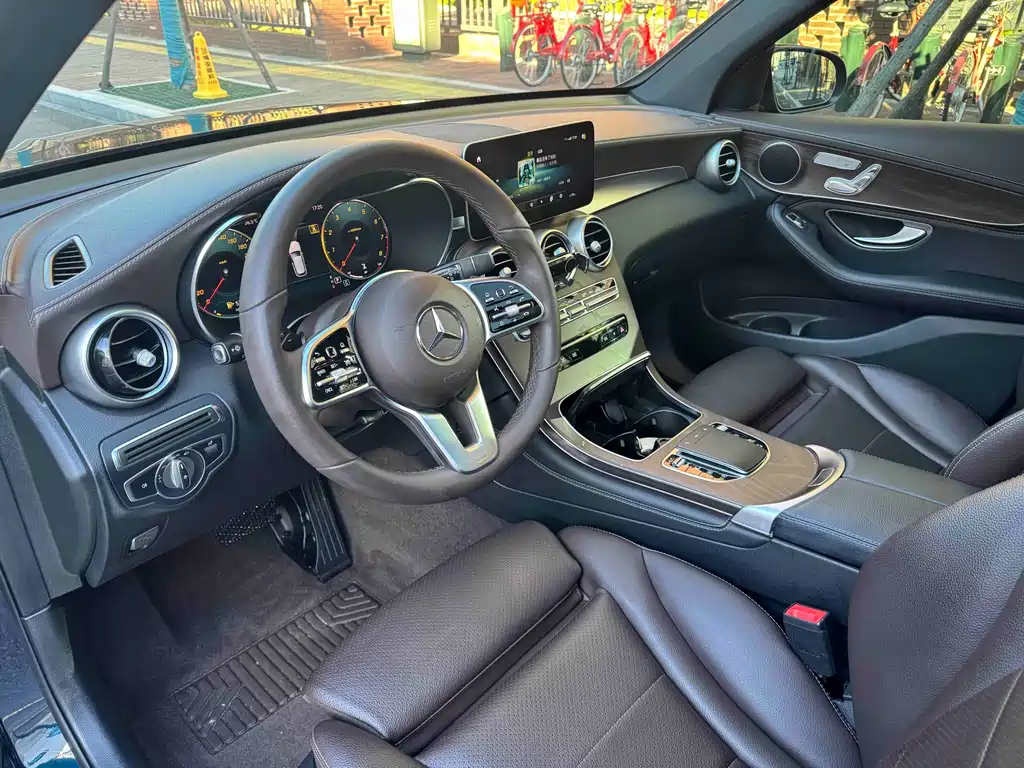 Mercedes-Benz GLC 2020 GLC 260 L 4MATIC Luxury