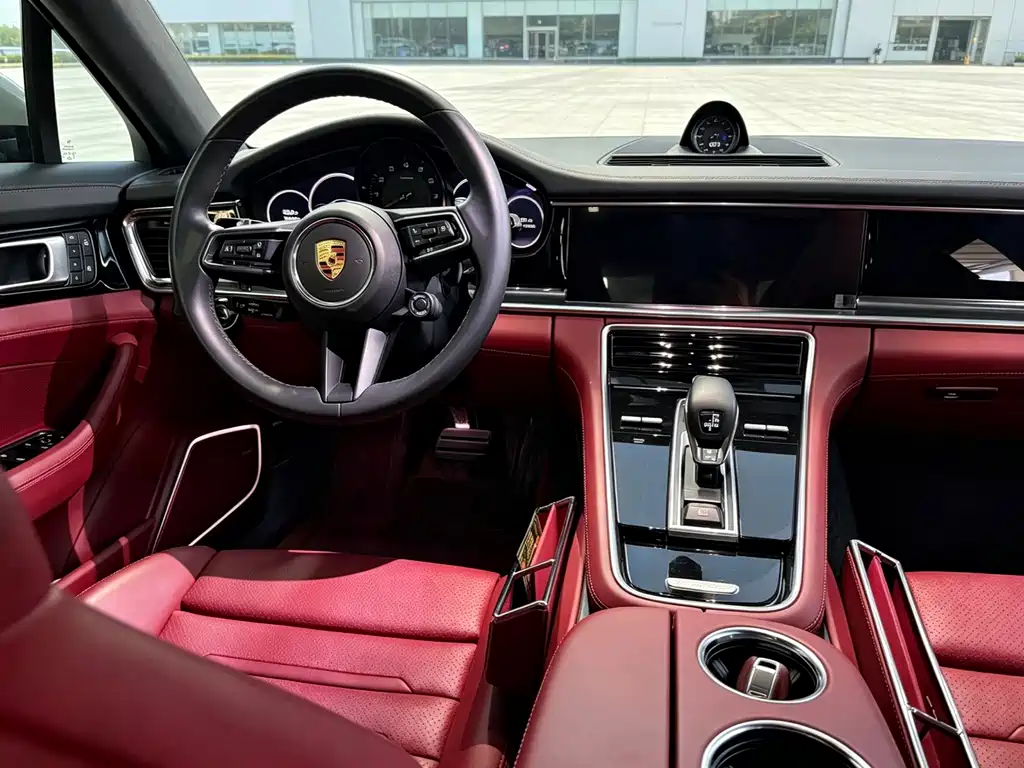Porsche Panamera — миниатюра 6