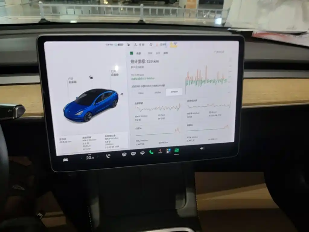 Tesla Model 3 — миниатюра 13