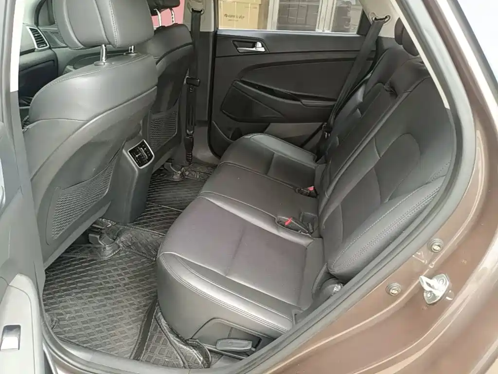 Hyundai Tucson — миниатюра 17