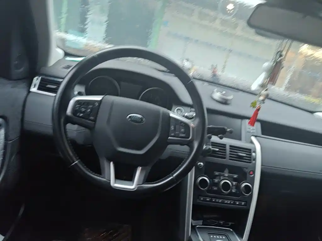 Land Rover Discovery Sport — миниатюра 3