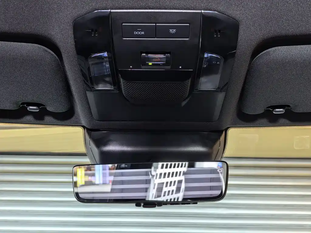 Lexus GX OVERTRAIL Far Peak Edition, фото 17