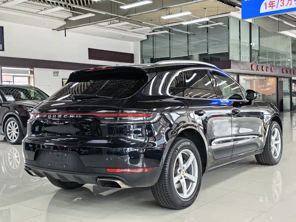 Porsche Macan — миниатюра 11