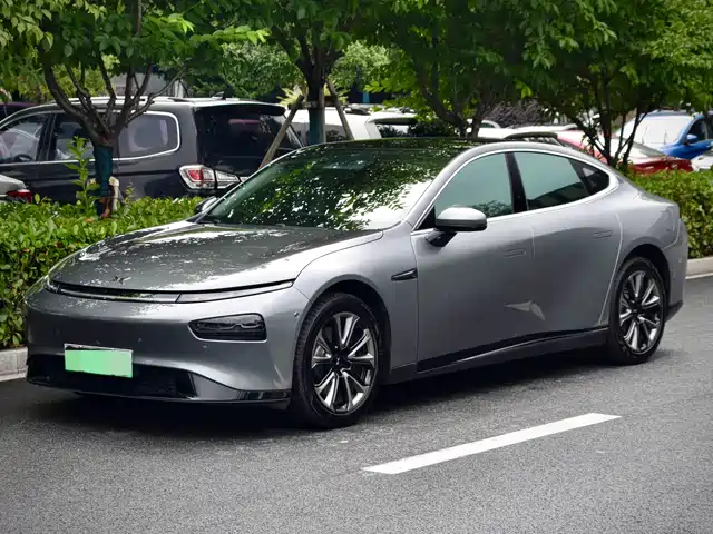 2021 Xpeng P7