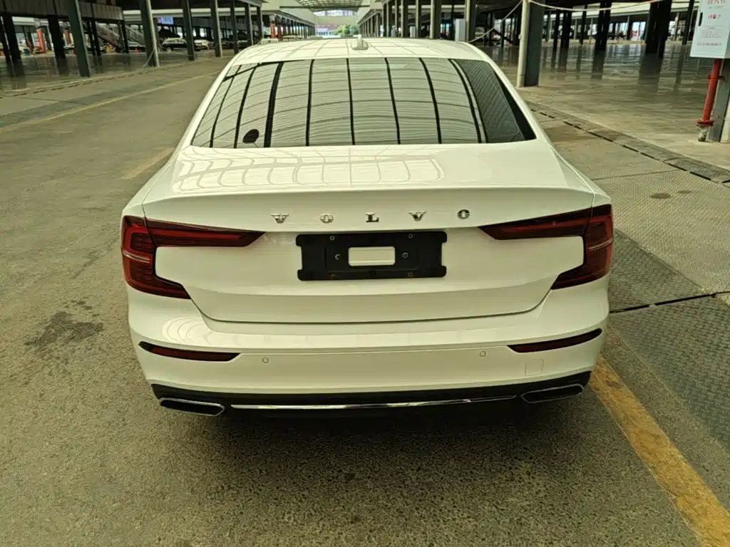 Volvo S60 — миниатюра 6