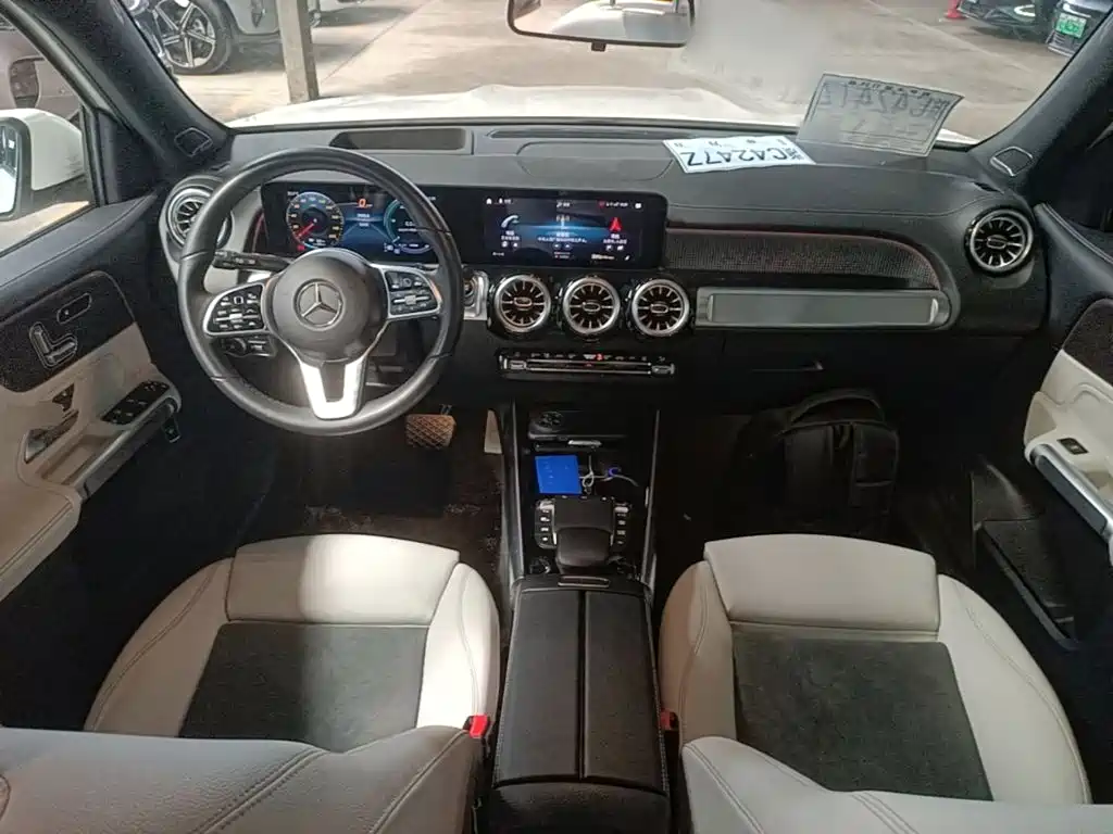 Mercedes-Benz EQB — миниатюра 10