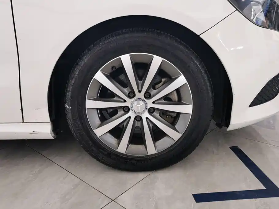 Mercedes-Benz A-Class (Import) — миниатюра 6