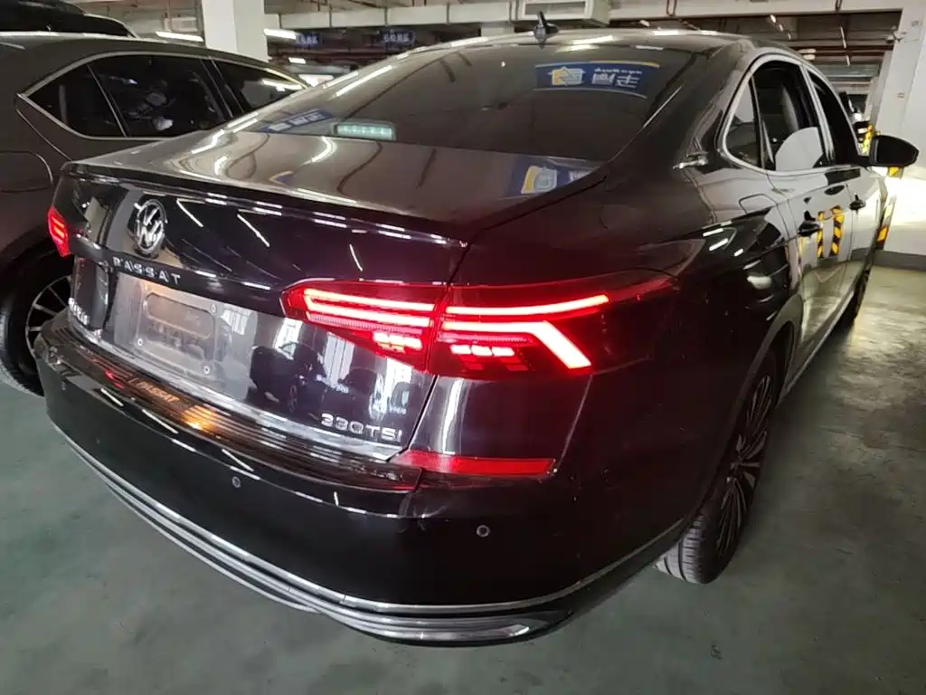 Volkswagen Passat — миниатюра 7