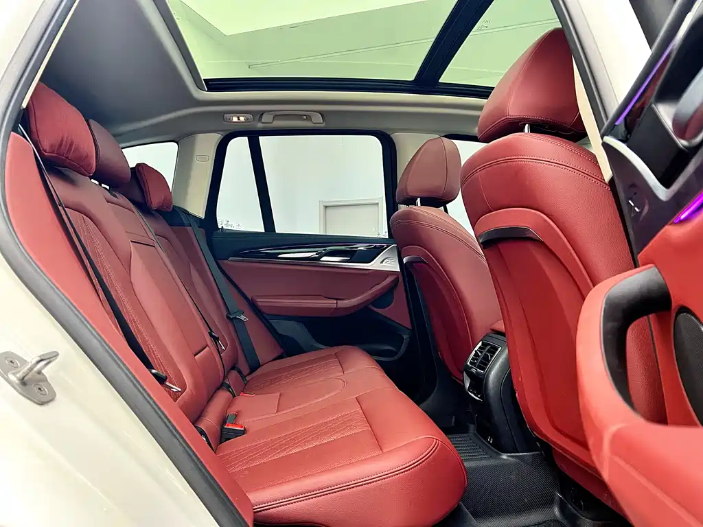 BMW iX3 — миниатюра 13