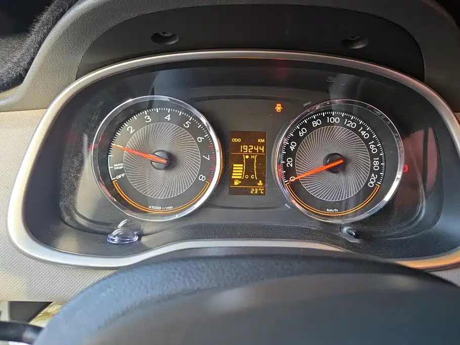 Chevrolet Sail — миниатюра 14