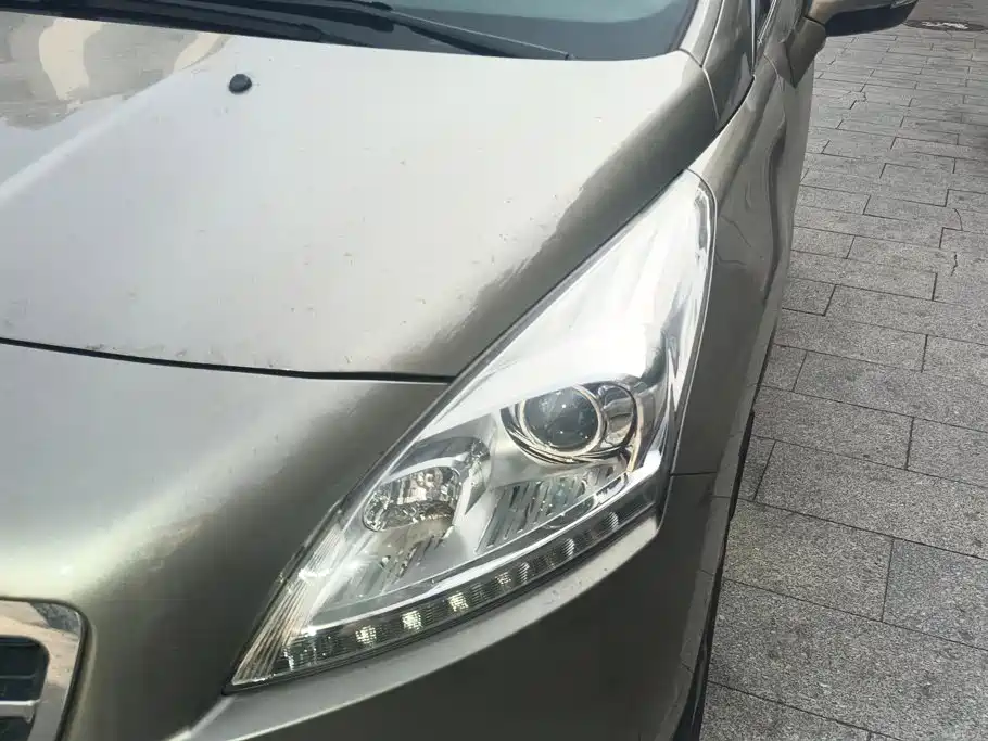 Peugeot 3008 — миниатюра 5