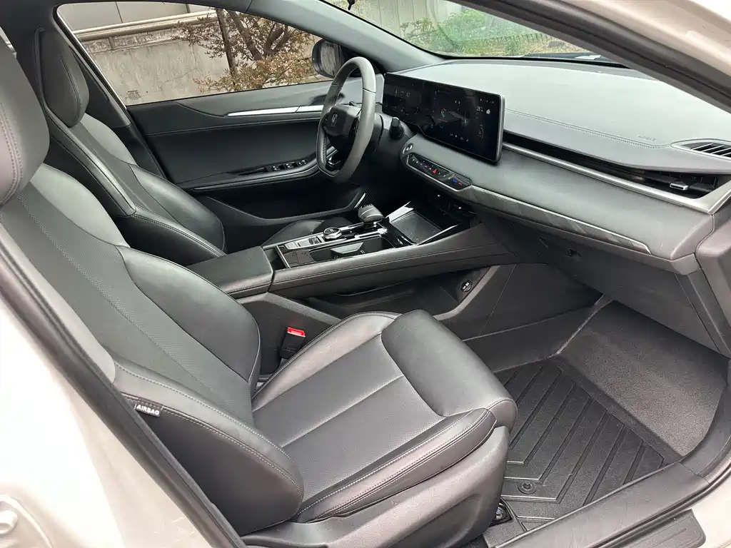 Changan Ruicheng PLUS — миниатюра 6