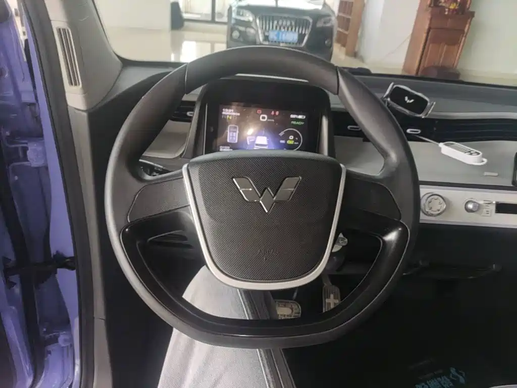 Wuling MINIEV — миниатюра 11