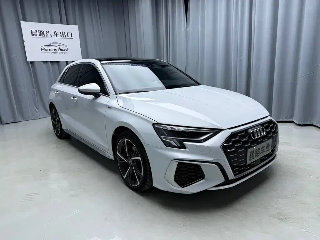Audi A3 2023 Sportback 35 TFSI Fashion Sport