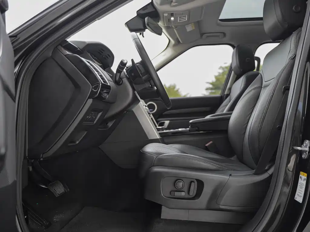 Land Rover Discovery — миниатюра 9