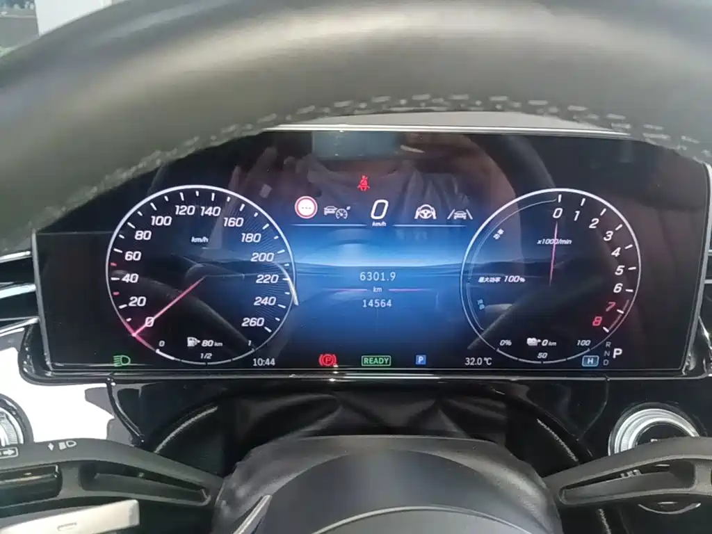 Mercedes-Benz E-Class New Energy — миниатюра 12