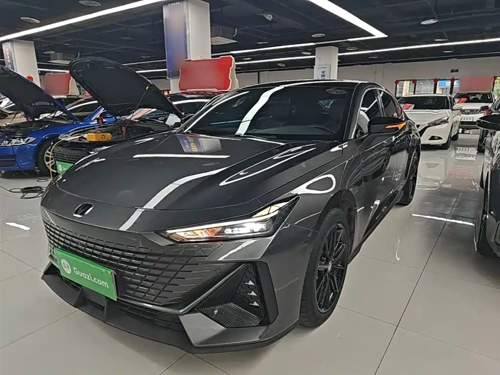 Changan UNI-V 2022