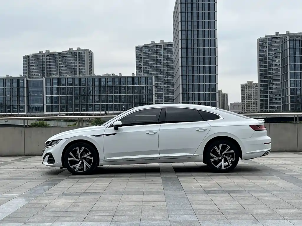 Volkswagen FAW - Passat CC CC 2021 330TSI