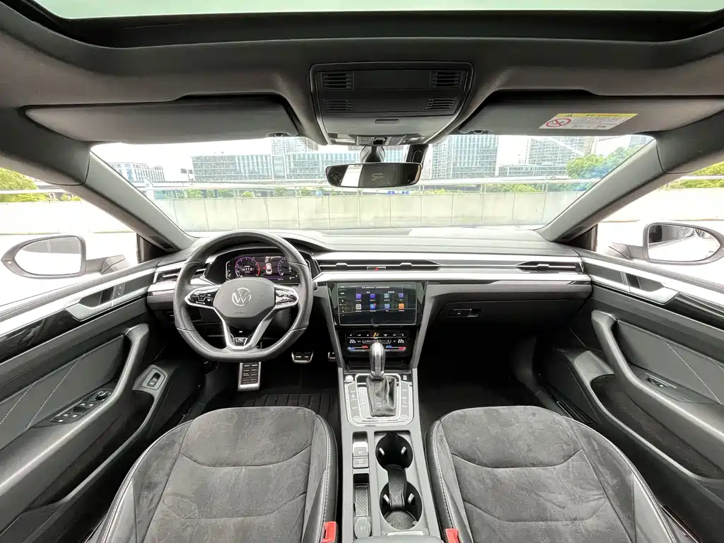 Volkswagen FAW - Passat CC CC 2021 330TSI