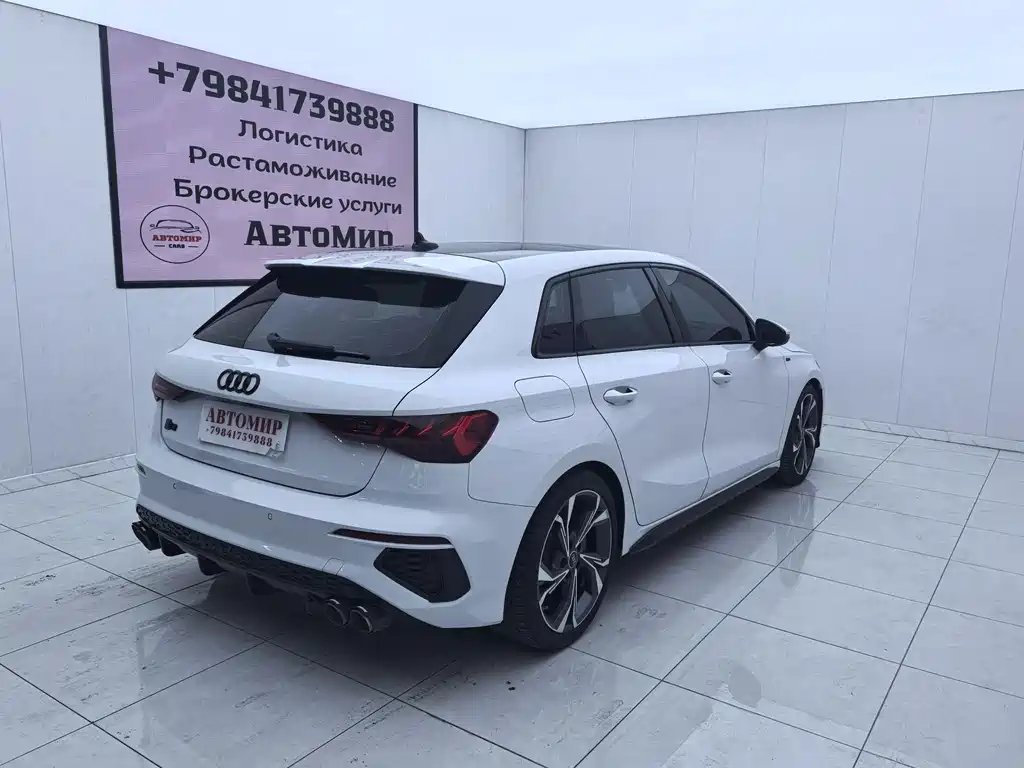 Audi A3 2022 Sportback 35 TFSI Luxury Sport