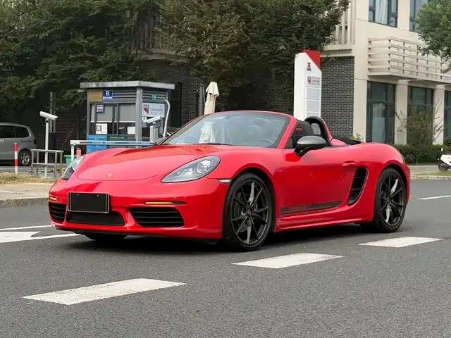 PORSCHE  718