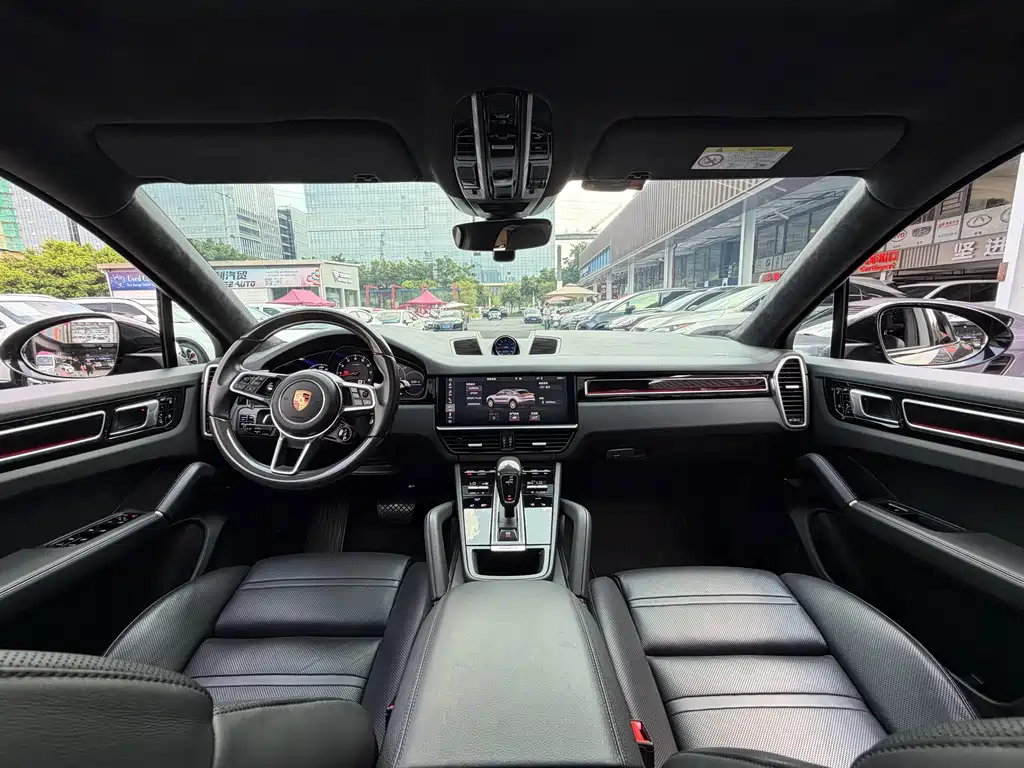 Porsche Cayenne — миниатюра 18