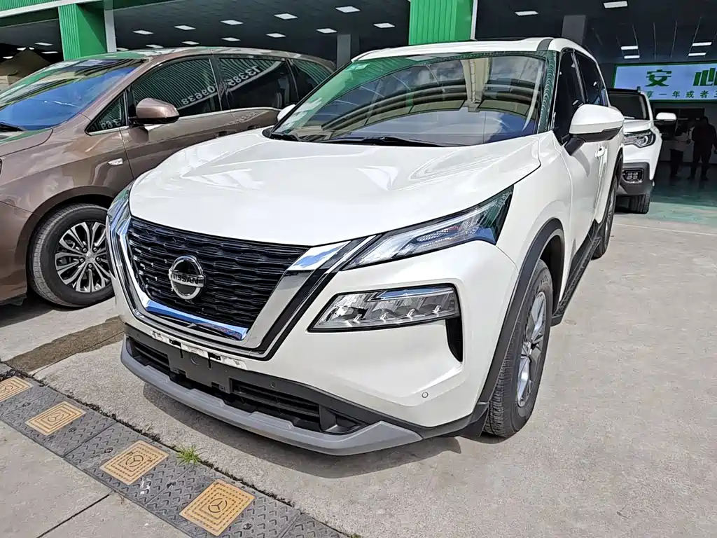 NISSAN QIJUN