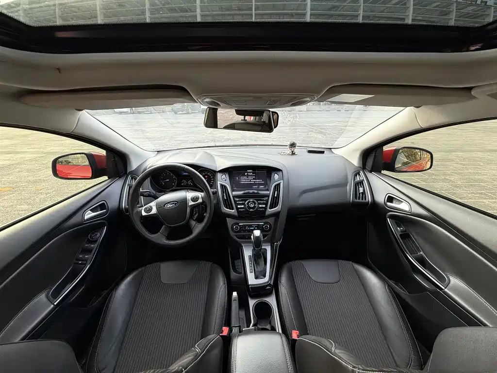 Ford Focus — миниатюра 5
