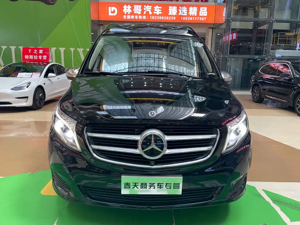 Mercedes-Benz V-Class — миниатюра 2