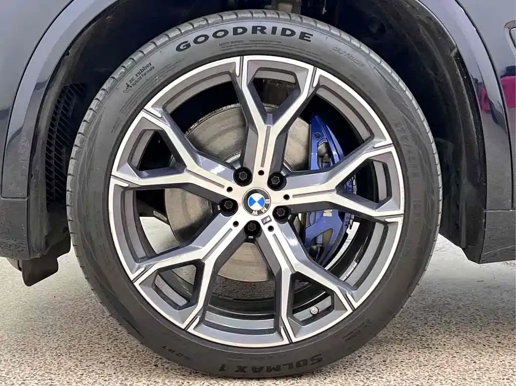 BMW X5 (Import) — миниатюра 5