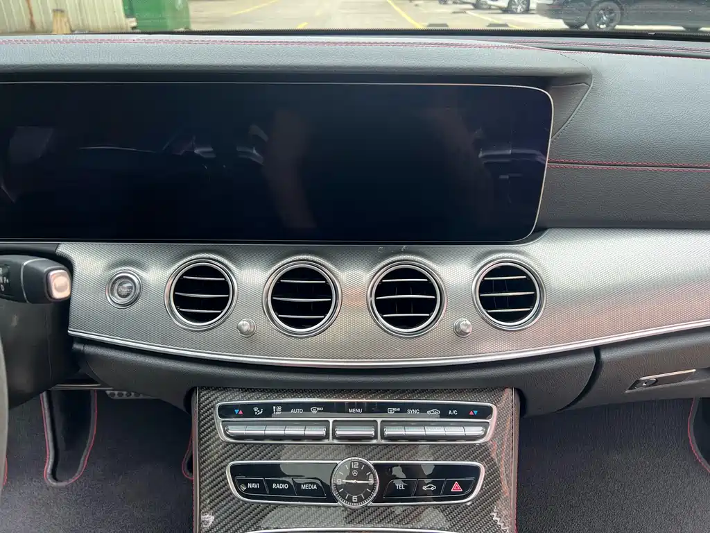 Mercedes-Benz E-Class AMG — миниатюра 16