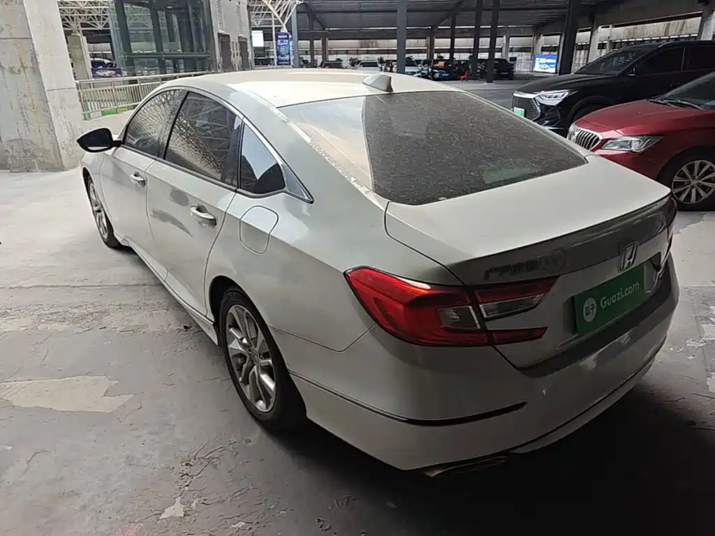 Honda Accord — миниатюра 5