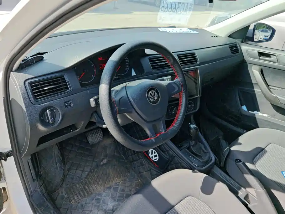 Volkswagen Santana — миниатюра 15