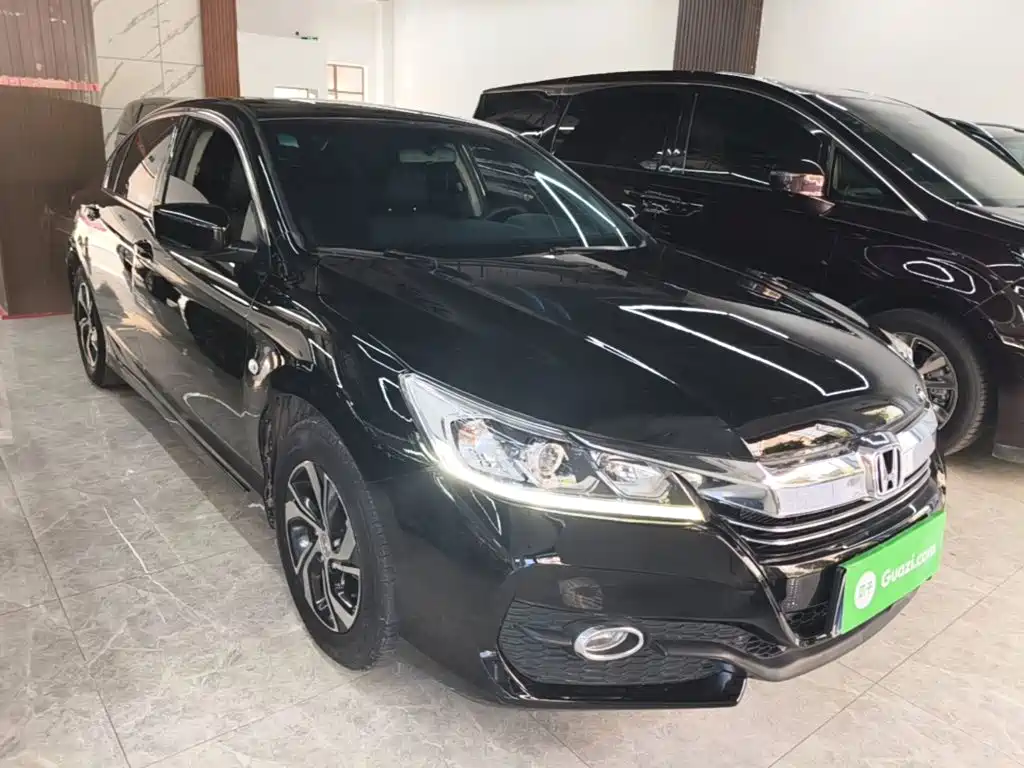 Honda Accord — миниатюра 4