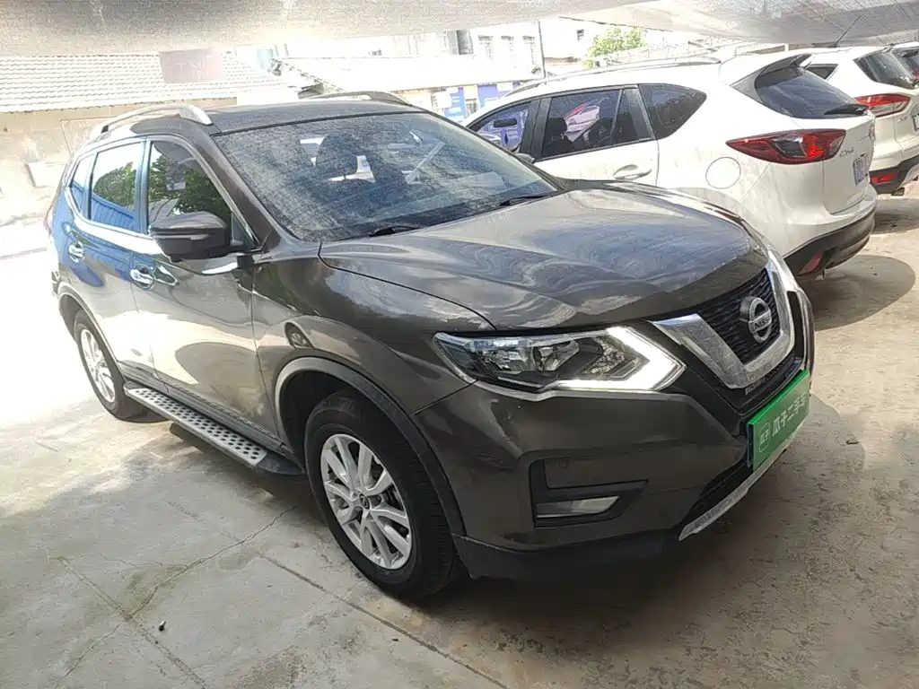 Nissan X-Trail — миниатюра 4