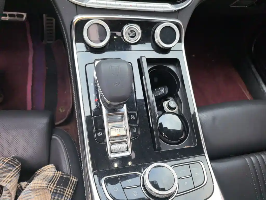 Hongqi Hongqi H9 — миниатюра 10