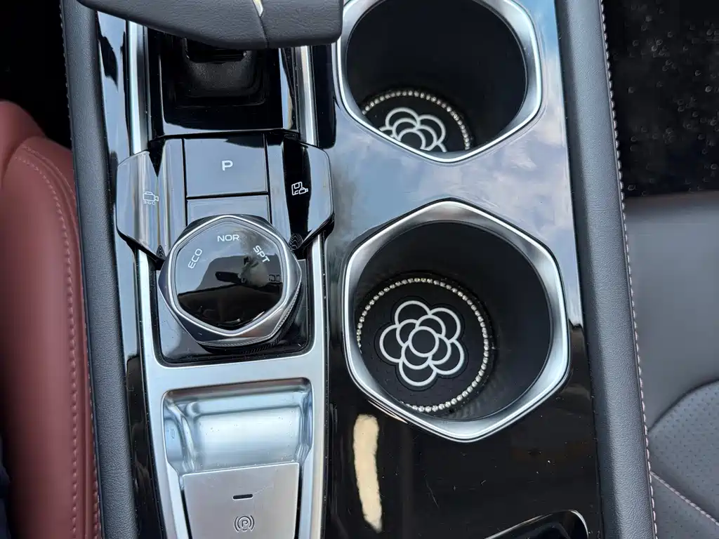 Changan Eado — миниатюра 12