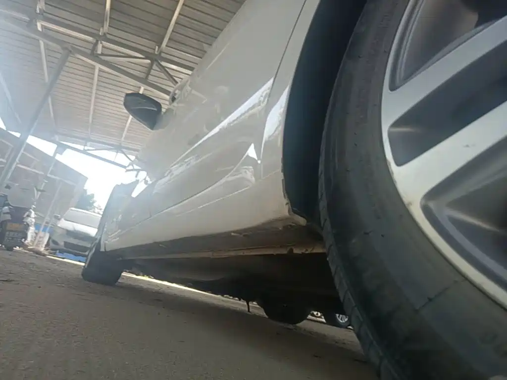 Buick Excelle — миниатюра 22