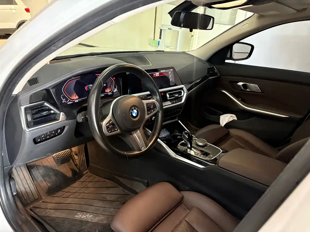 BMW 3 Series — миниатюра 7