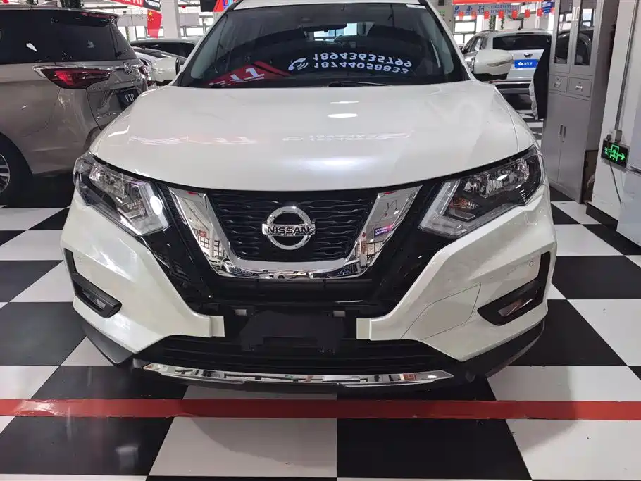 Nissan X-Trail 2020 2.0L XL ITS 3rows CVT 2WD мест Comfort