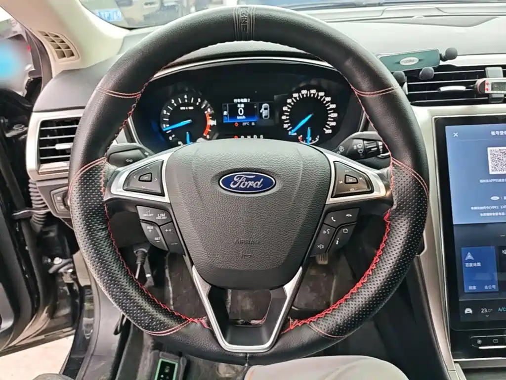 Ford Mondeo — миниатюра 11
