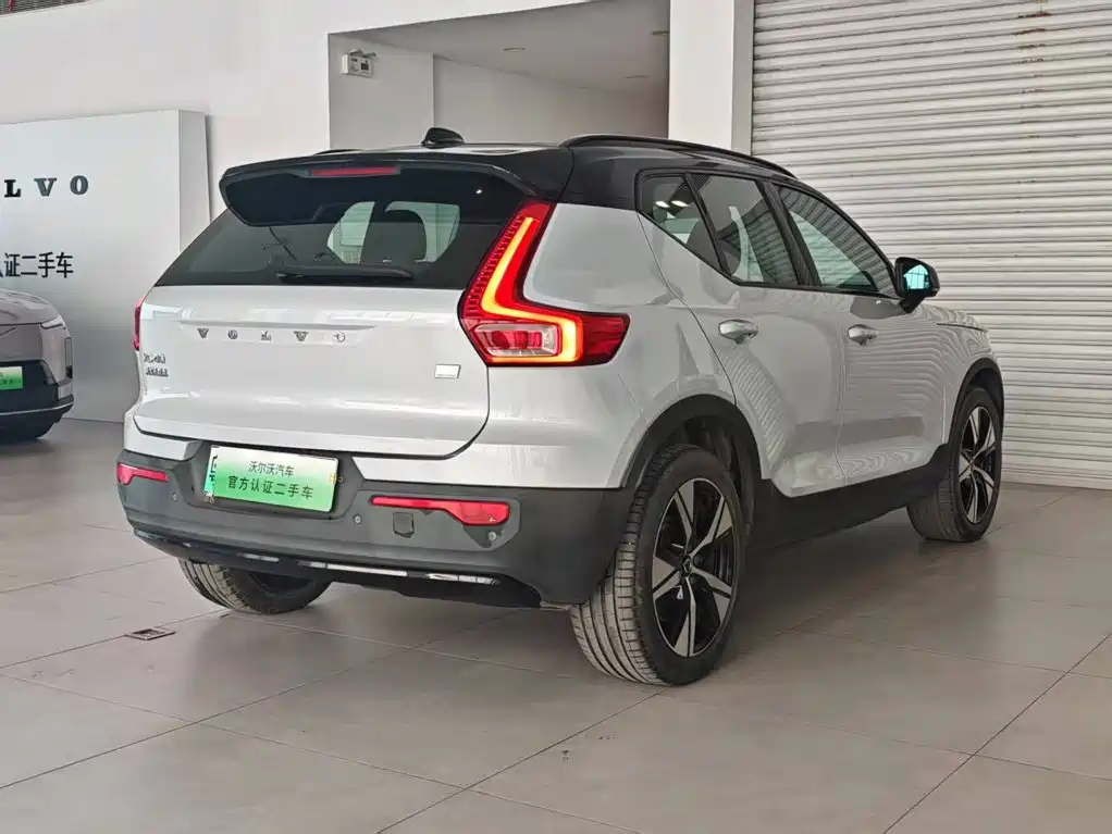 Volvo XC40 NEV — миниатюра 8